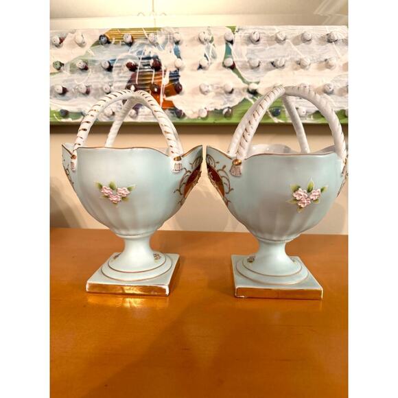 A Pair of Gold Plated Sea Green Porcelain Baskets, Trinket Dish, Decor Vintage - Picture 15 of 15